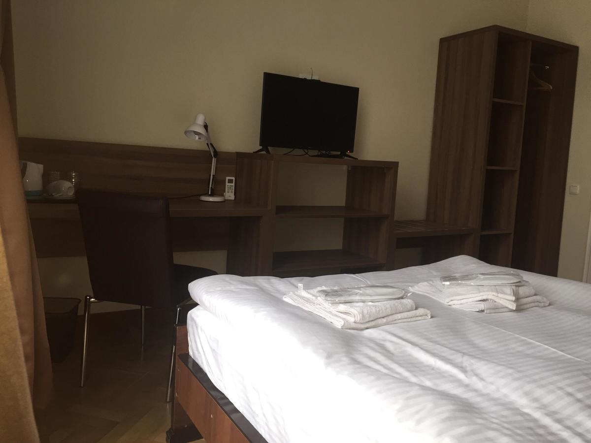 Hotel Nice Tiflis Dış mekan fotoğraf