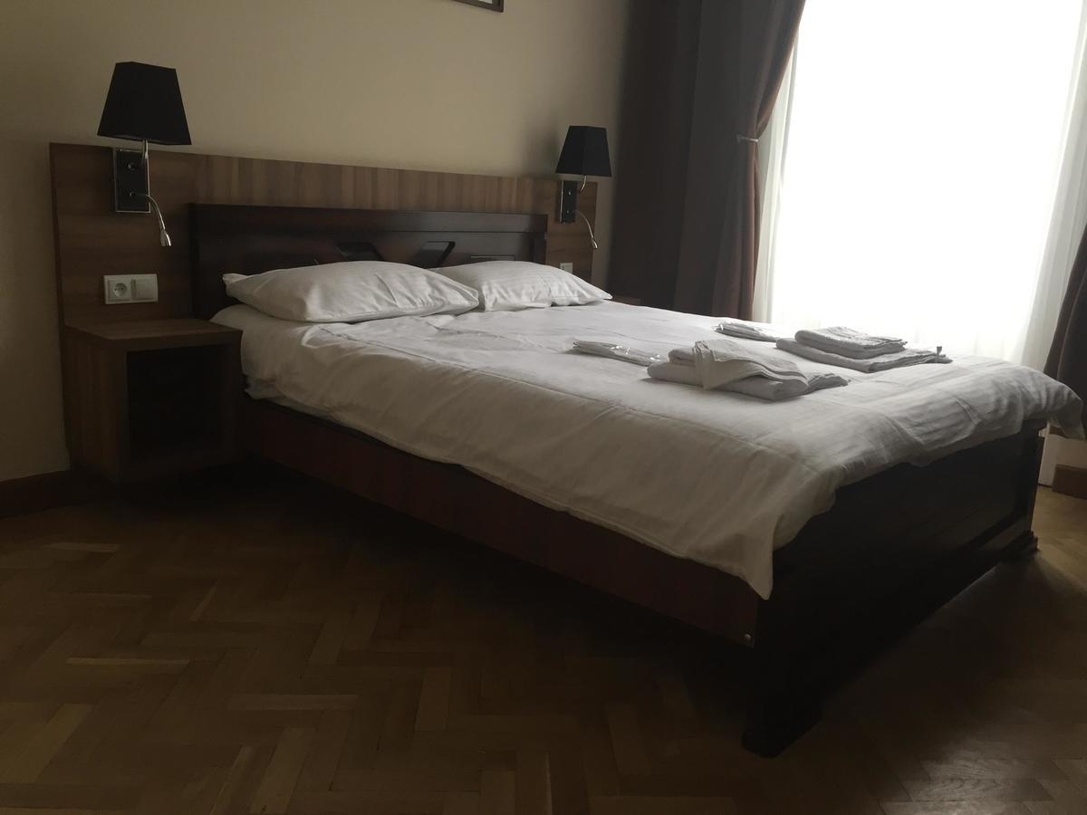 Hotel Nice Tiflis Dış mekan fotoğraf