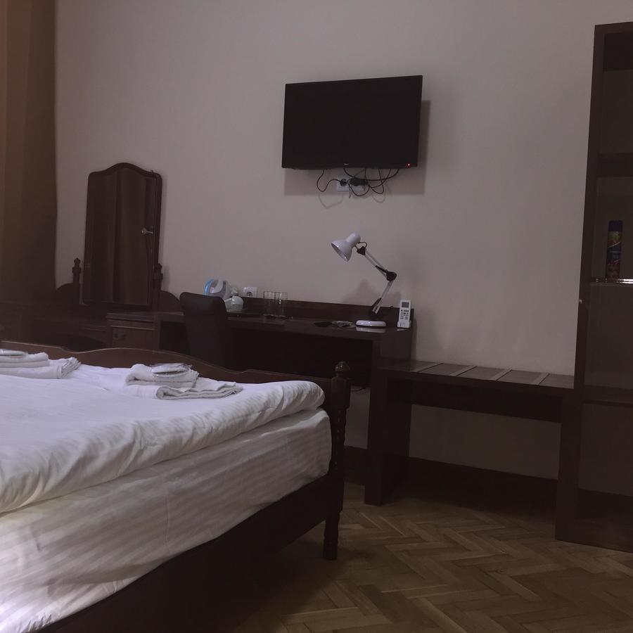 Hotel Nice Tiflis Dış mekan fotoğraf