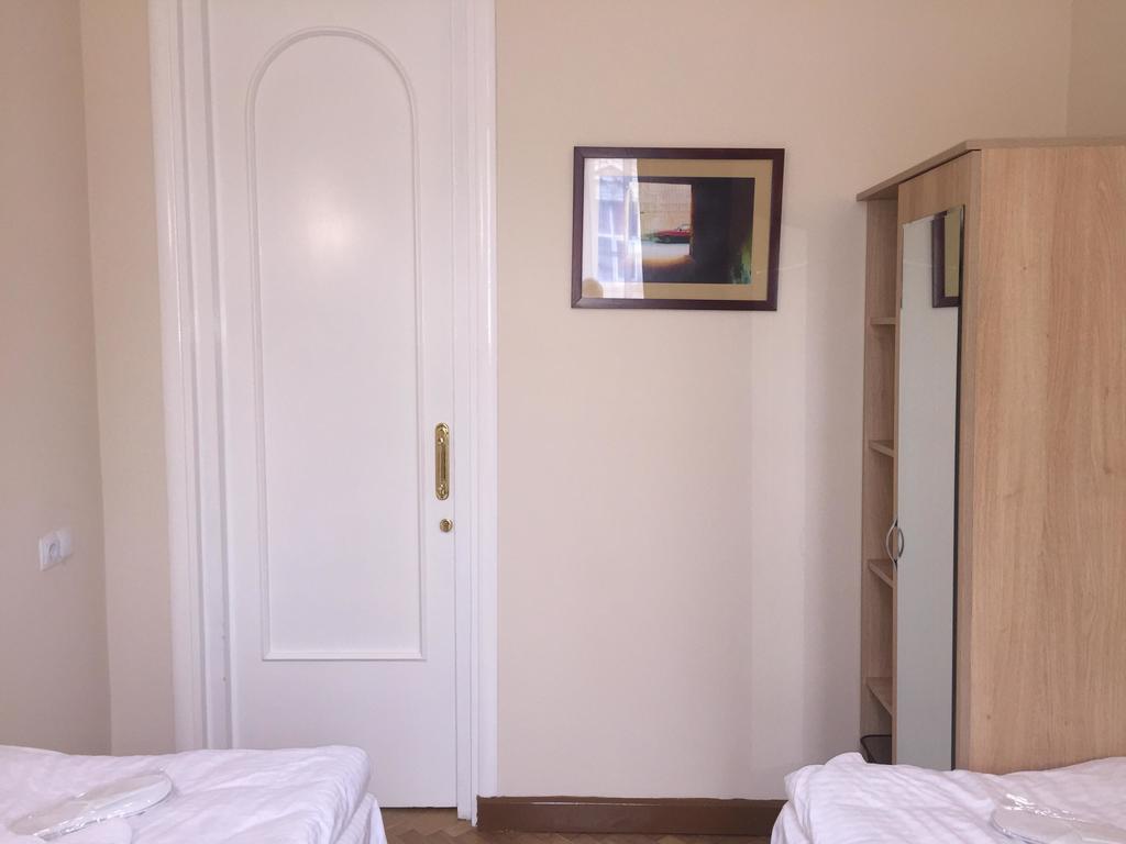 Hotel Nice Tiflis Dış mekan fotoğraf