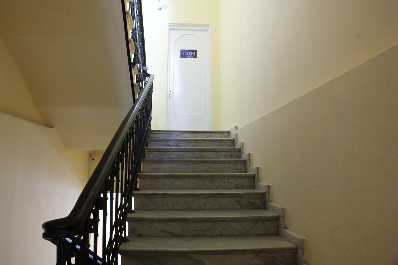 Hotel Nice Tiflis Dış mekan fotoğraf