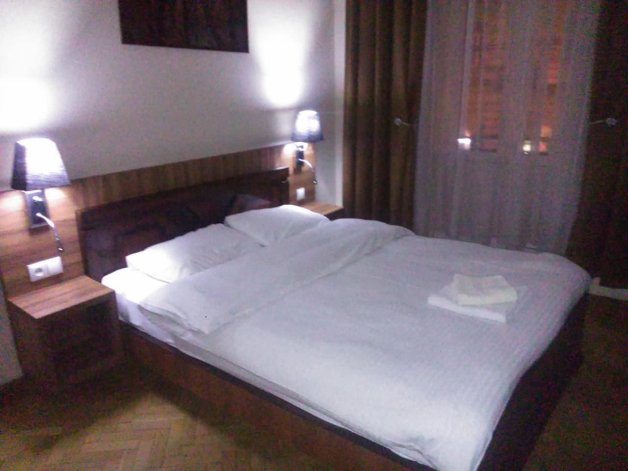 Hotel Nice Tiflis Dış mekan fotoğraf